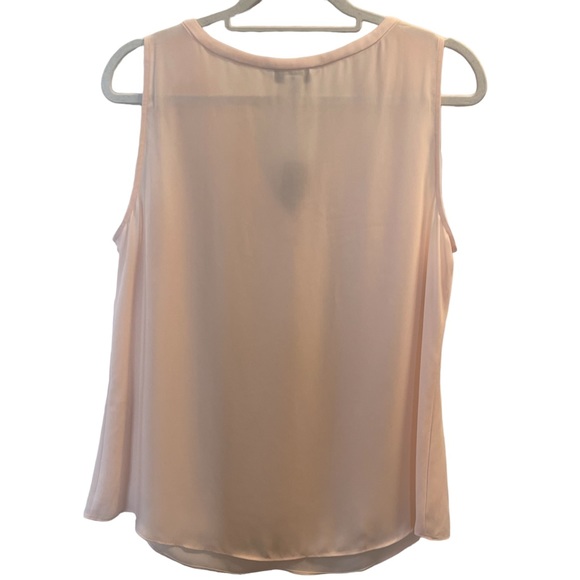 NWT! White House Black Market Baby Pink Sleeveless V Neck Blouse Women’s Size M - Picture 4 of 5